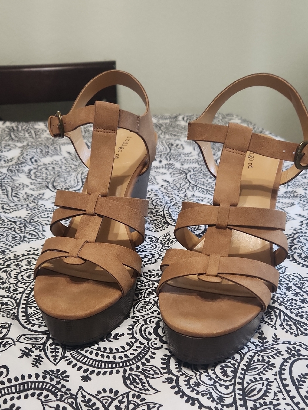 Women's Brown Platform Strappy Sandals